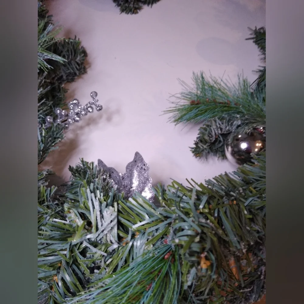 Frosted Garland Swag with Silver Glitter Details 6'+